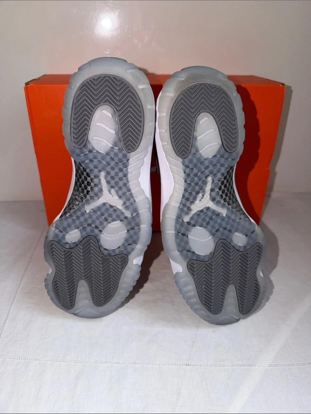 NWOT NIKE AIR JORDAN 11 RETRO COOL GREY 2021 SIZE 9 Men CT8012 005 Basketball